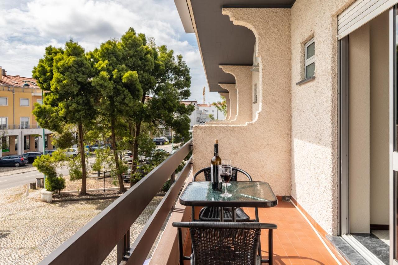 Hotel Colmeia Monte Real Exterior foto